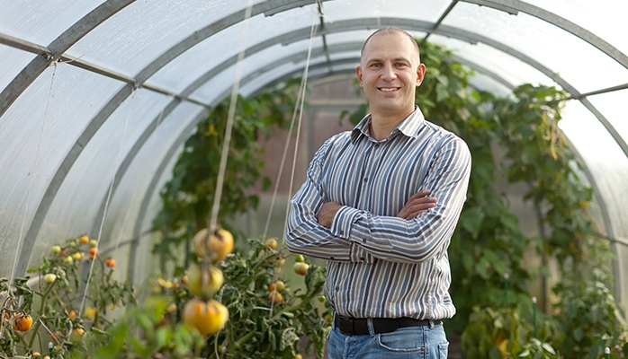 Le légataire à titre universel d’une succession copreneur d’un bail rural avec son conjoint est en droit de bénéficier de l’attribution préférentielle portant sur les parcelles louées (